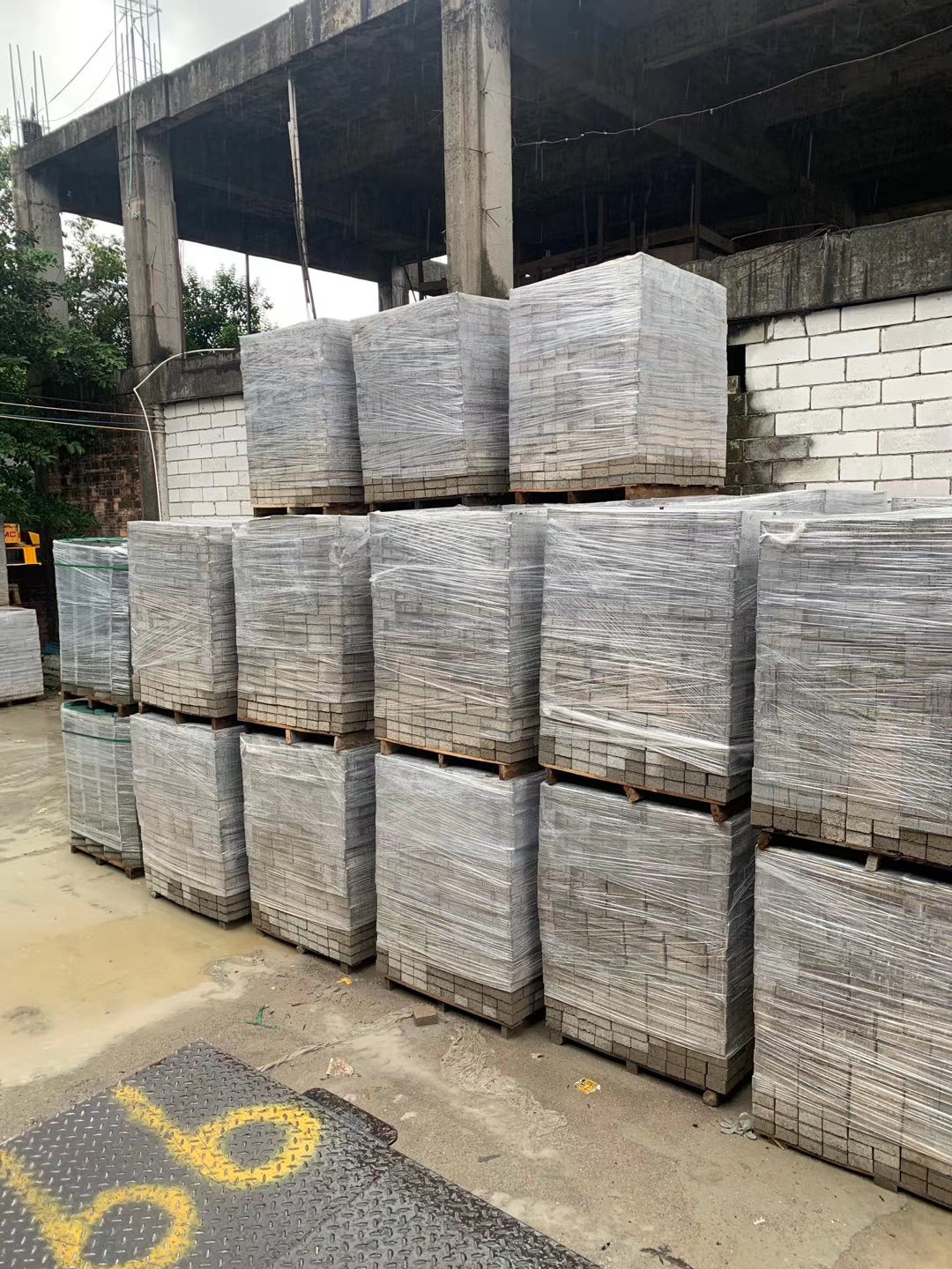 混凝土實心磚,水泥磚,建築墻磚,建築材料,建築輔料,石屎磚,