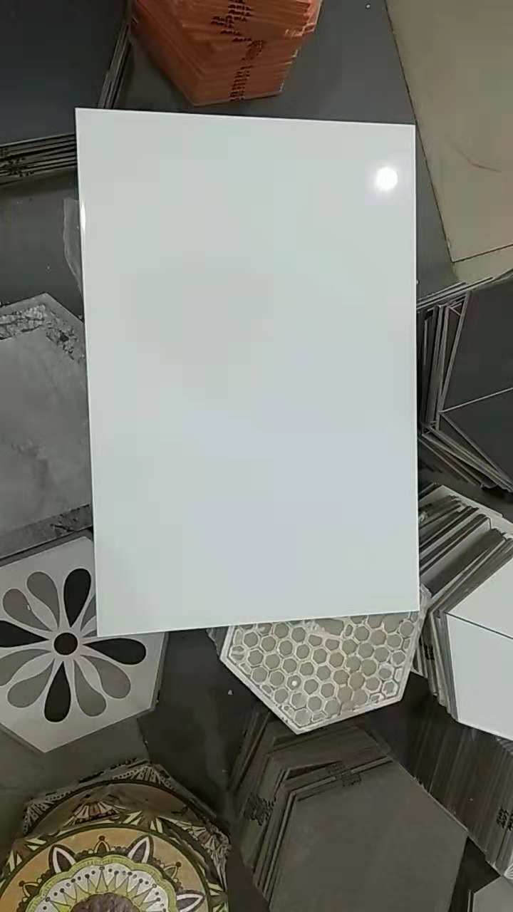 瓷磚送貨上門,淘寶瓷磚網購運輸,白色瓷磚,啞光白色tiles,深圳佛山瓷磚倉庫,香港瓷磚直銷倉庫,旺角瓷磚倉庫,香港建材倉庫直銷,淘寶瓷磚直銷,網購磁磚直銷,大陸瓷磚直銷,瓦仔直銷批發,田貝四路家合居瓷磚倉庫批發,