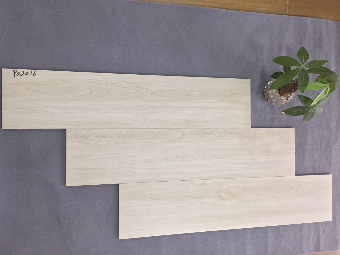 平價木紋瓷磚,木紋地板磚,香港瓷磚倉庫大平賣,深圳田貝四路家合居瓷磚倉庫,瓷磚價錢,淘寶網購瓷磚運輸,木紋瓷磚直銷,河馬陶瓷,紅燈籠倉庫,駿程陶瓷倉庫,公屋裝修,旺角木紋磚,馬可波羅木紋磚,