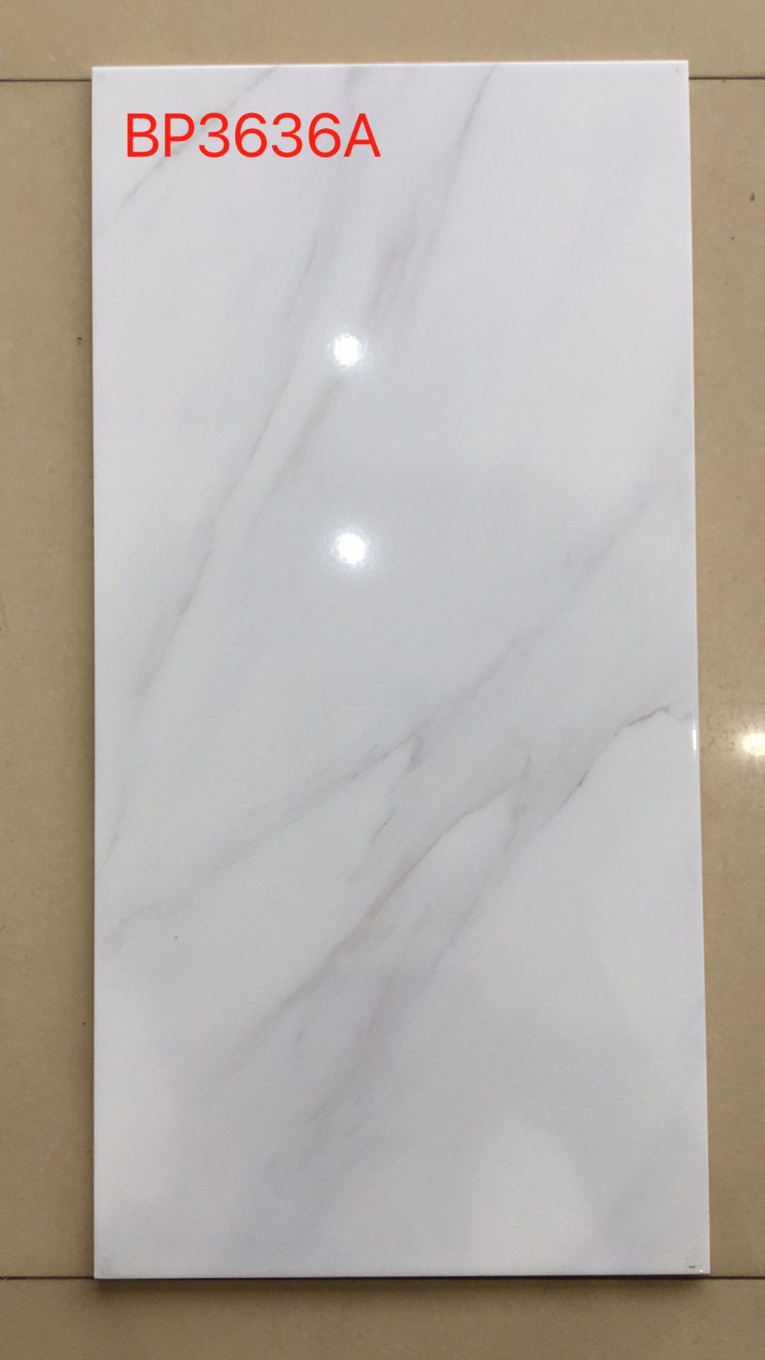 特價磁磚, 磁磚大減價, 香港特價磁磚大平賣, 300X600, 家庭公屋出租屋食肆裝修, 24吋磁磚, 金銀倉, 佛山陶瓷磁磚批發市場, 牆身磚,旺角磁磚店鋪,深圳磁磚店鋪,裝修材料,平價錢裝修,