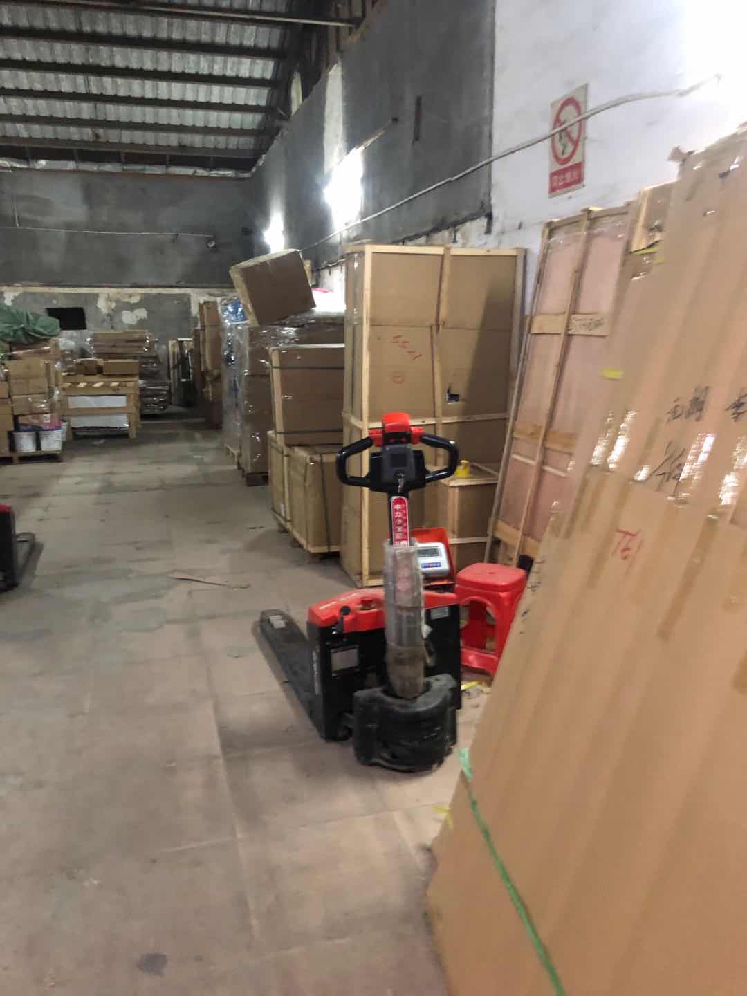 中國集運倉,運輸專家,網購集運,中港運輸公司,買瓷磚運輸,買家私運輸,金銀倉運輸,集運倉,送貨到香港,淘寶集運,大陸運輸貨物到香港,