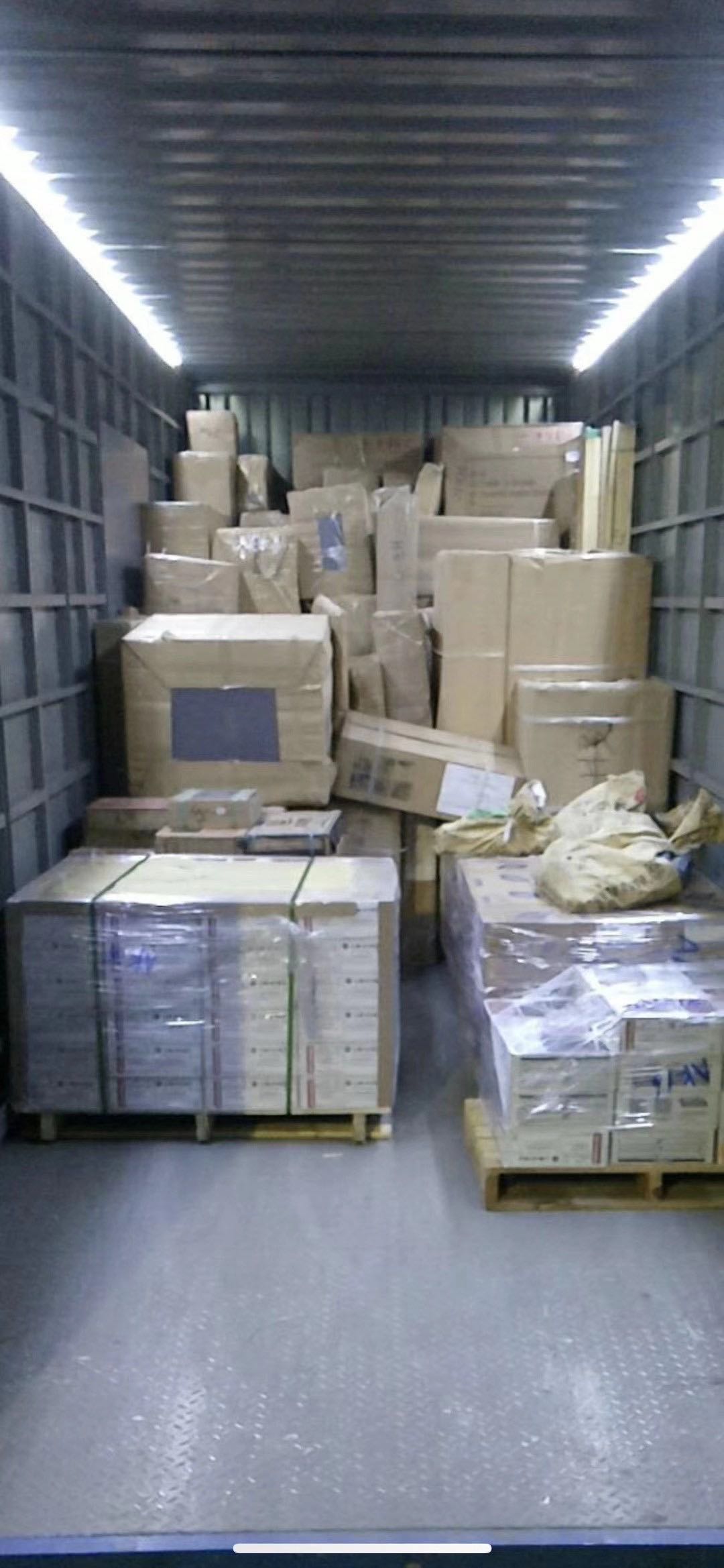 中國集運倉,運輸專家,網購集運,中港運輸公司,買瓷磚運輸,買家私運輸,金銀倉運輸,集運倉,送貨到香港,淘寶集運,大陸運輸貨物到香港,