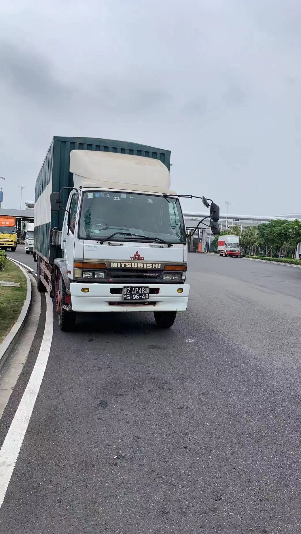 淘寶運輸,淘寶集運,大陸淘寶採購家私電器瓷磚,大陸過澳門運輸,家私運輸公司,瓷磚運輸公司,電器運輸公司,運輸服務,金銀倉,南暉物流,從大陸運貨物到澳門,大陸購買澳門收貨,珠海澳門專線運輸,澳門大陸建材專線運輸,