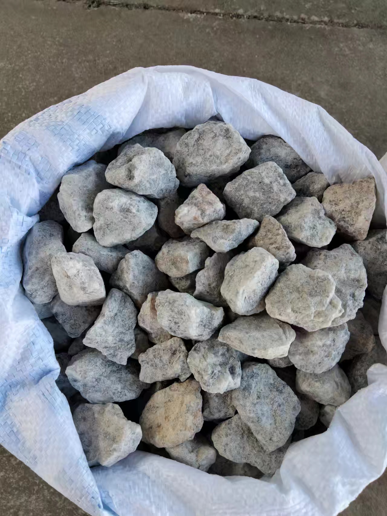 建築材料,1-3石,碎石,建築用石仔,花崗石仔,撈水泥石仔,青石,建築材料廠家批發直銷,石仔批發,石仔直銷,香港石仔,