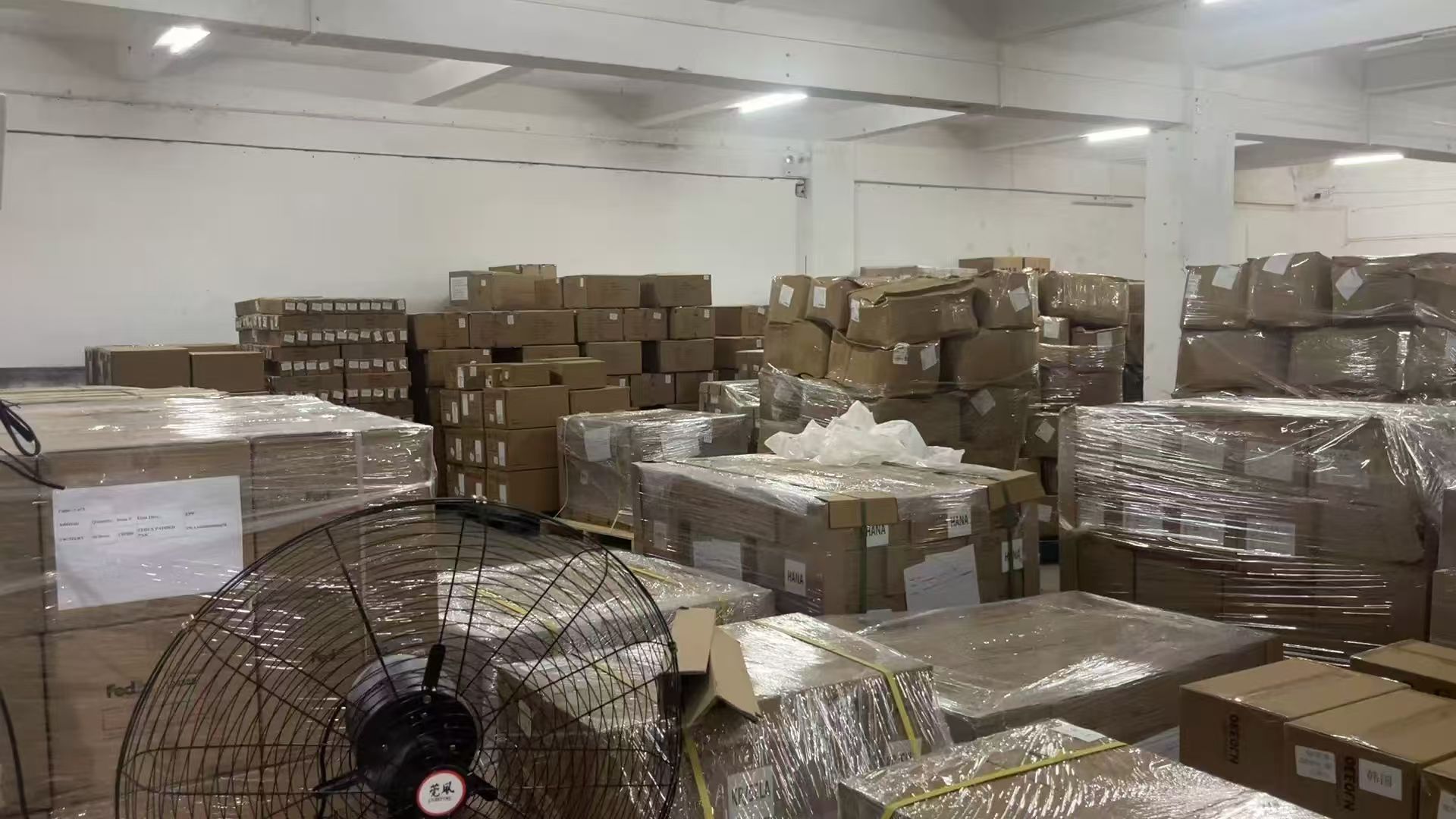 網購集運,shknw,金銀倉,香港專綫運輸,香港家私運輸,家具運輸,中港運輸, 網購集運,shknw,金銀倉,香港專綫運輸,香港家私運輸,家具運輸,中港運輸,
